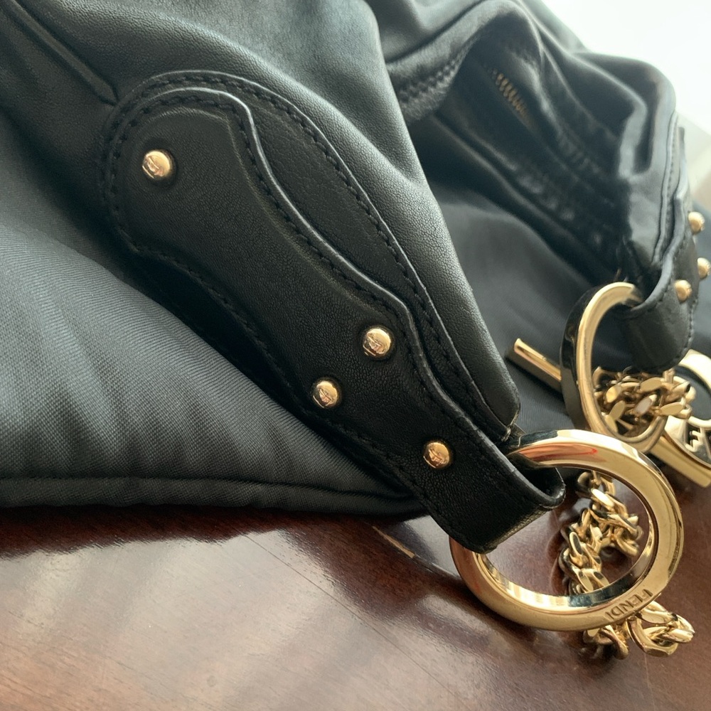 SOLD Fendi leather bag. - Picture 3 of 9